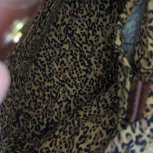 Purses - Picture 15 of 16